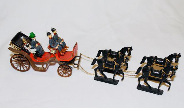Les Miniatures Carriage of Emperor and Kaiser (1 of 1)