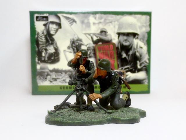 Britains Set #17456 German 916th Mortar Team (1 of 1)