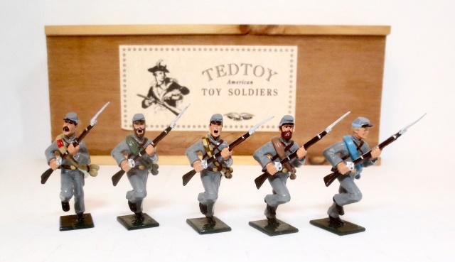 TedToy #TT353 Confederate Infantry: 4th Kentucky, American Civil War. 5 pieces. Mint condition. Box excellent.