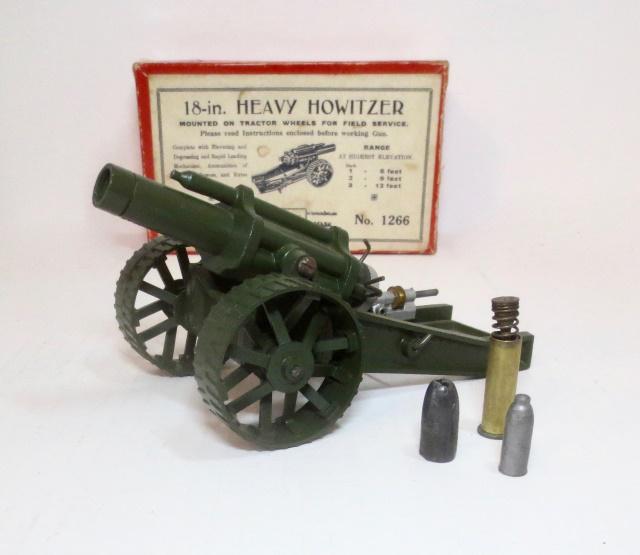 Britains #1266 18-in Heavy Howitzer (1 of 1)