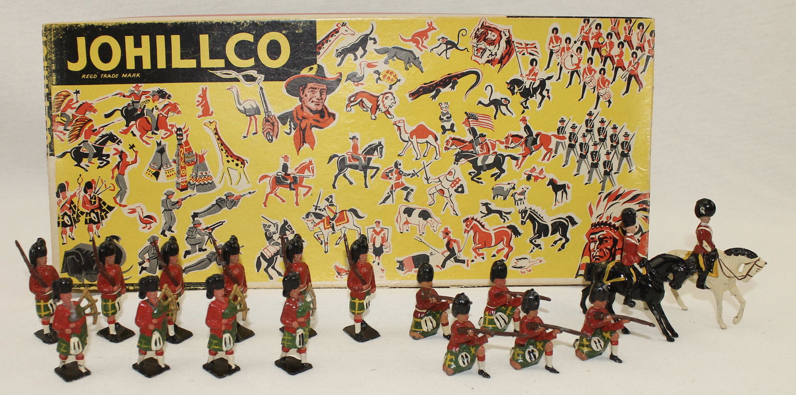 Johillco Lot Highlanders and Bagpipers (1 of 1)