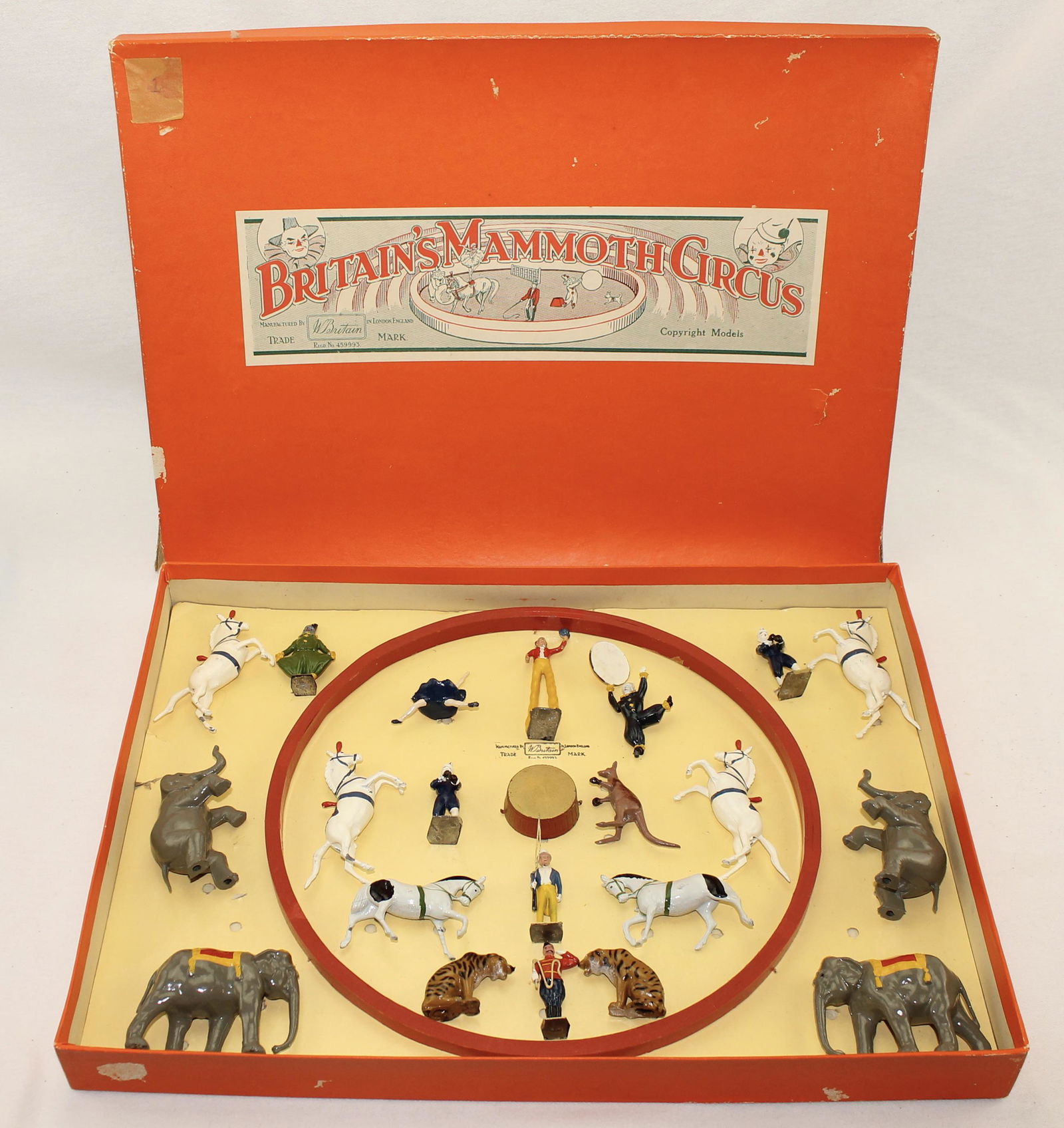 Britains Set #1539 Mammoth Circus (1 of 4)