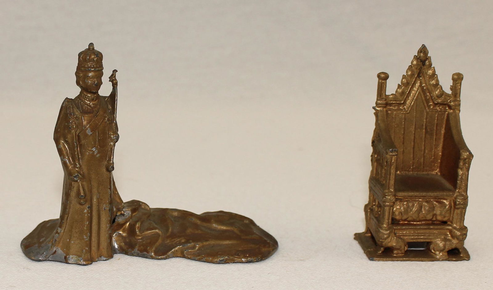 Britains Lot Gilt Souvenir Figures (1 of 3)