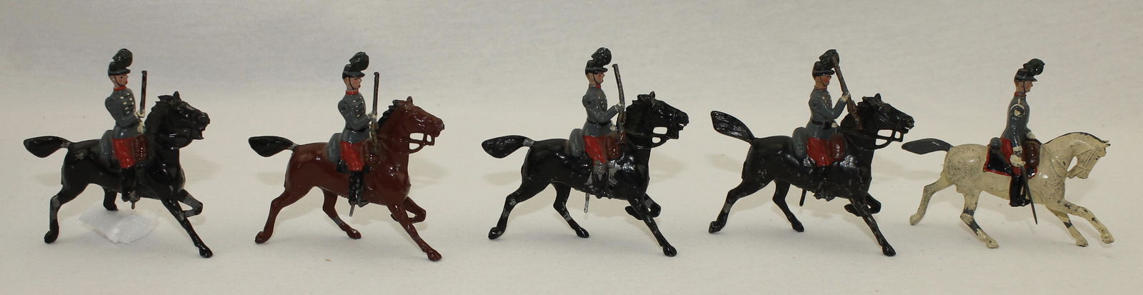 Britains #139 French Chasseurs A Cheval (1 of 3)