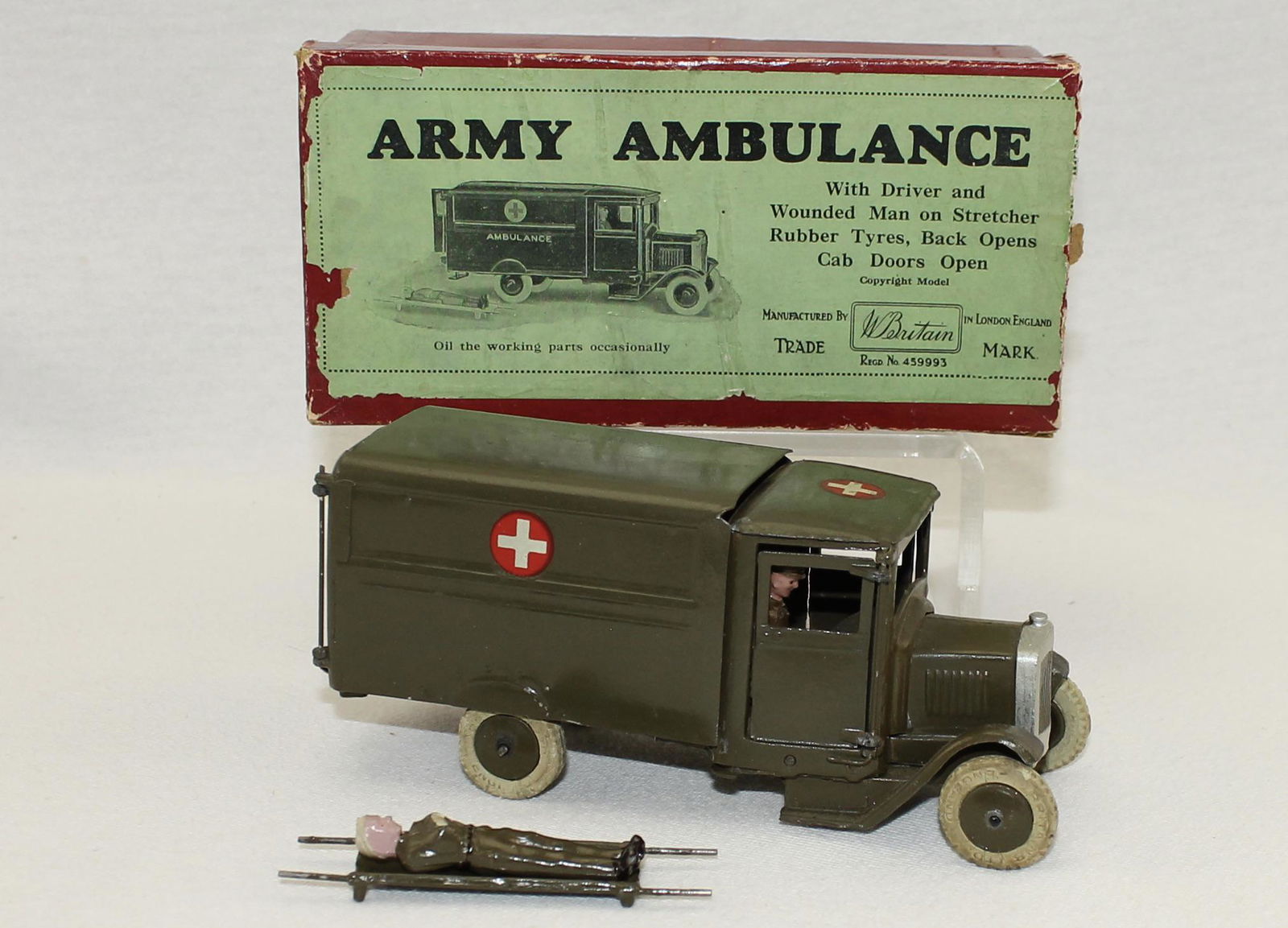 Britains #1512 Army Ambulance (1 of 3)