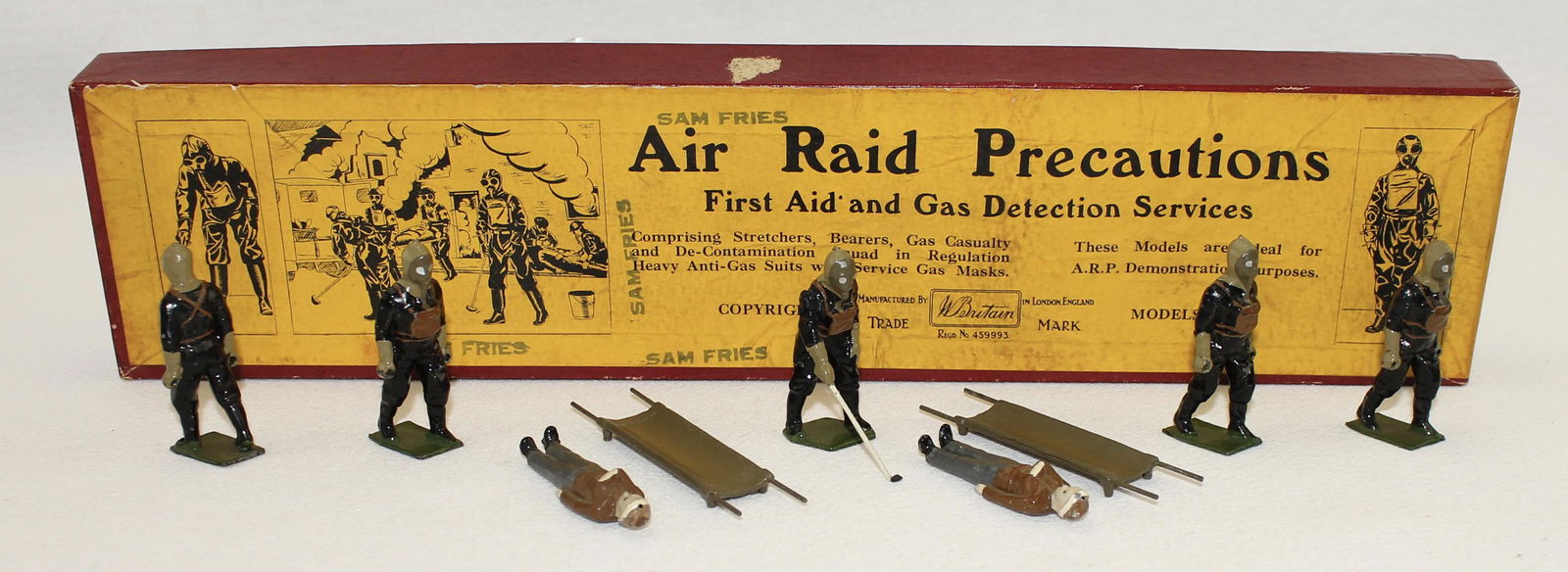 Britains #1759 Air Raid Precautions Party (1 of 2)