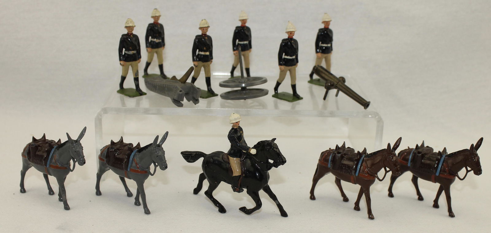 Britains #28 Mountain Battery (1 of 2)