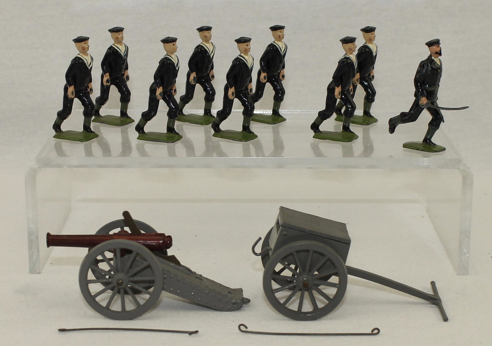 Britains #79 Royal Navy Landing Party: Post War. 11 Pieces. Condition Excellent. No Box.