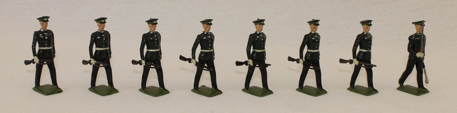 Britains #2088 Duke of Cornwall's Infantry: Post War. Duke of Cornwall's Light Infantry. Made 1954-59. 8 pieces. Condition Excellent. No Box.
