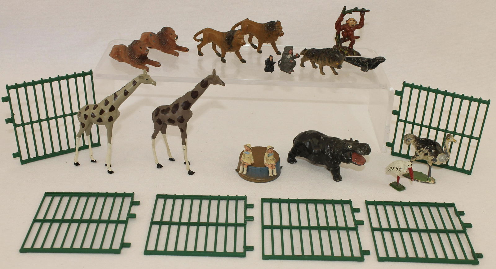 Lot of Zoo Animals and Fencing (1 of 3)