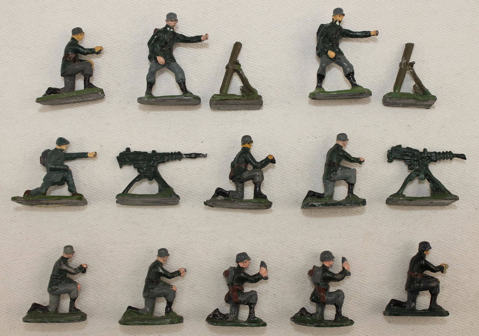 SAE Lot German Infantry with Heavy Weapon (1 of 1)