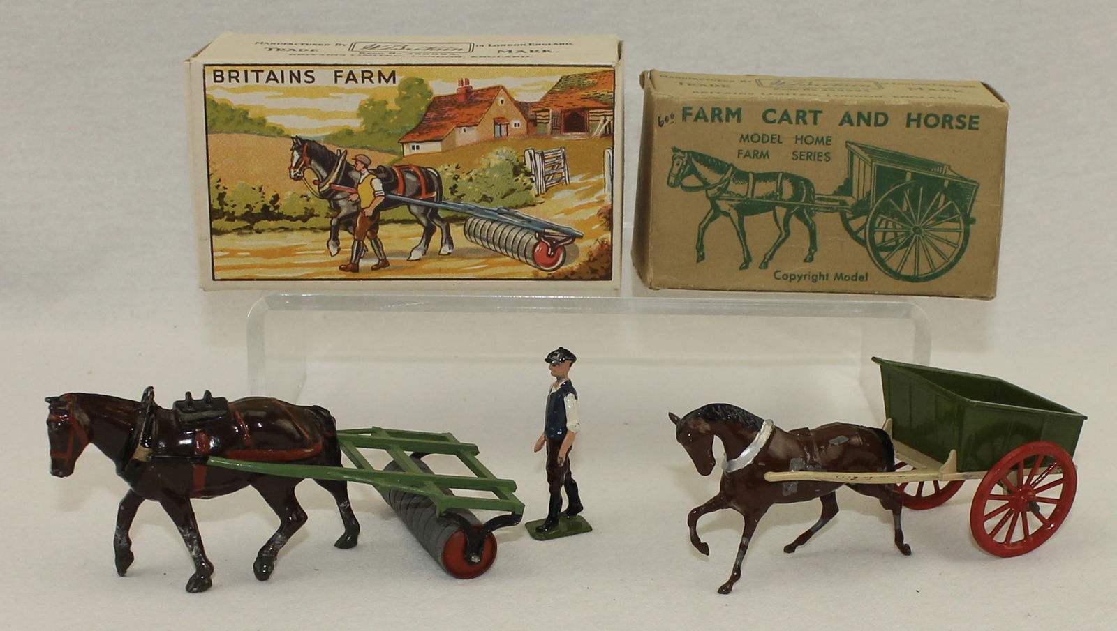 Britains Lot Farm Roller Cart and Horse (1 of 2)