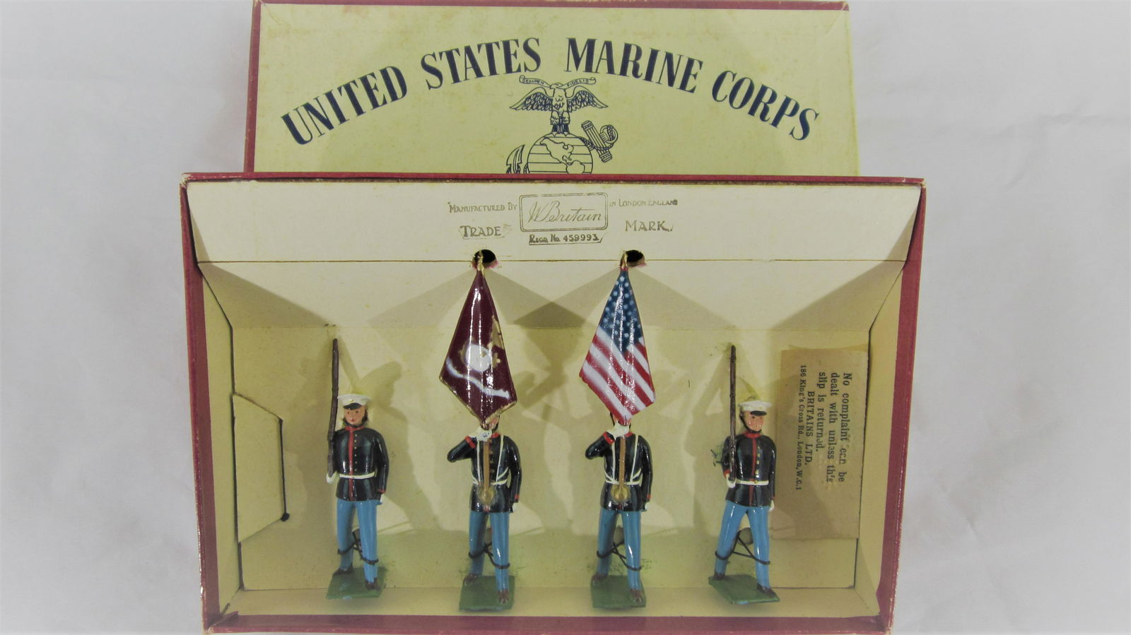 Britains Set #9482 U.S. Marine Color Party.: Boxed Marine Color Party, rare brown shoes only found in 9000 series. 4 pieces, condition mint tied in excellent box, only 1962-1963.