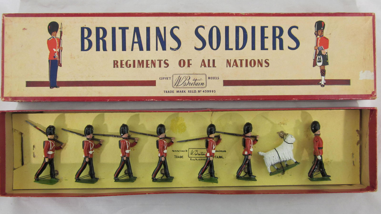 Britains Set #74 Royal Welsh Fusiliers. (1 of 1)