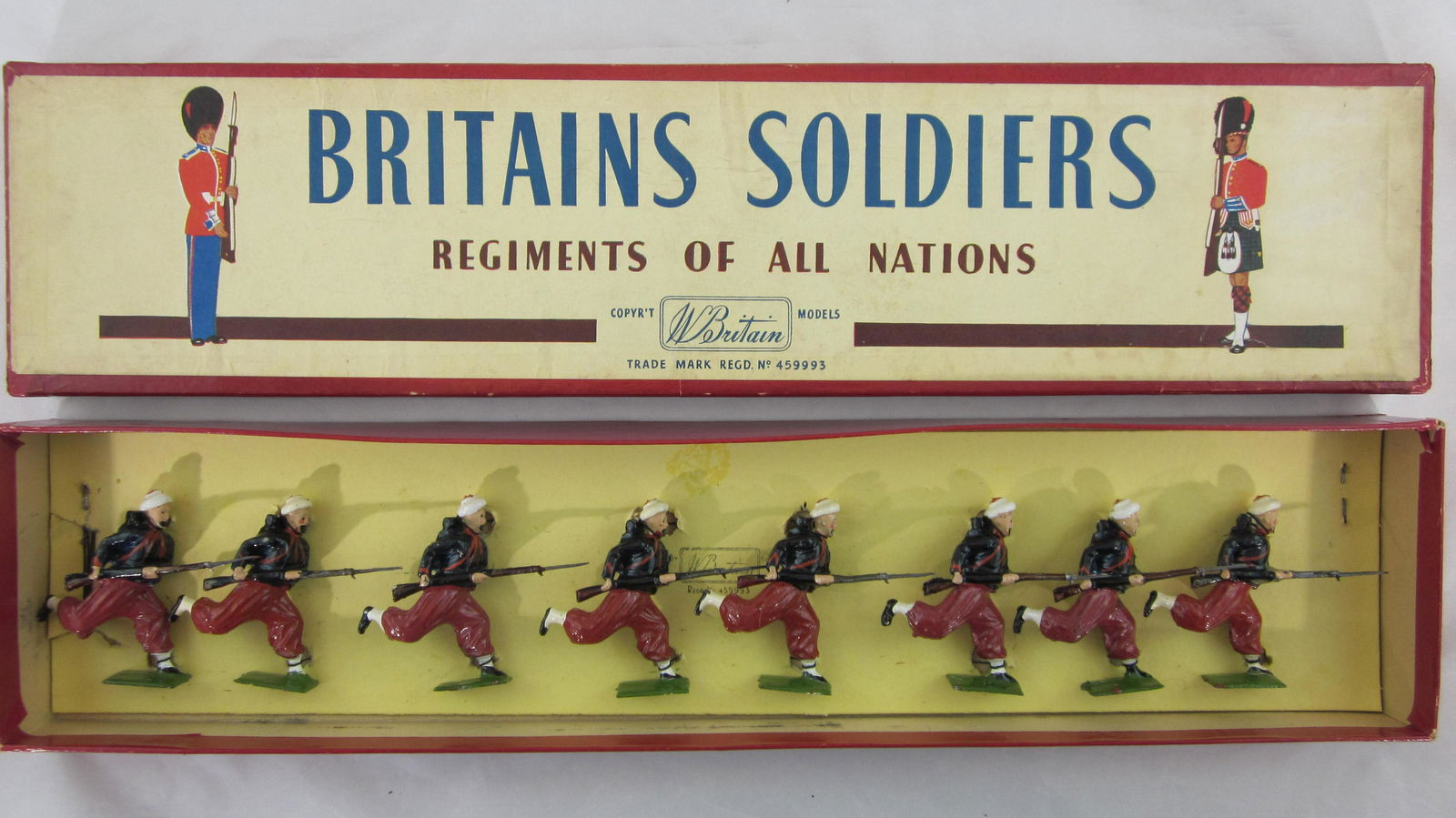 Britains Set #142 Postwar French Zouaves. (1 of 1)