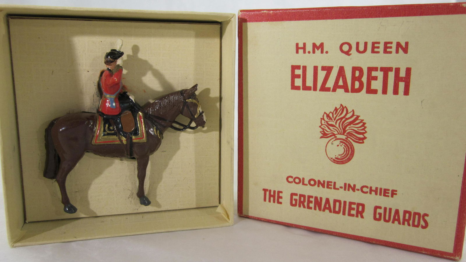 Britains Set #2065 H.M. Queen Elizabeth. (1 of 1)