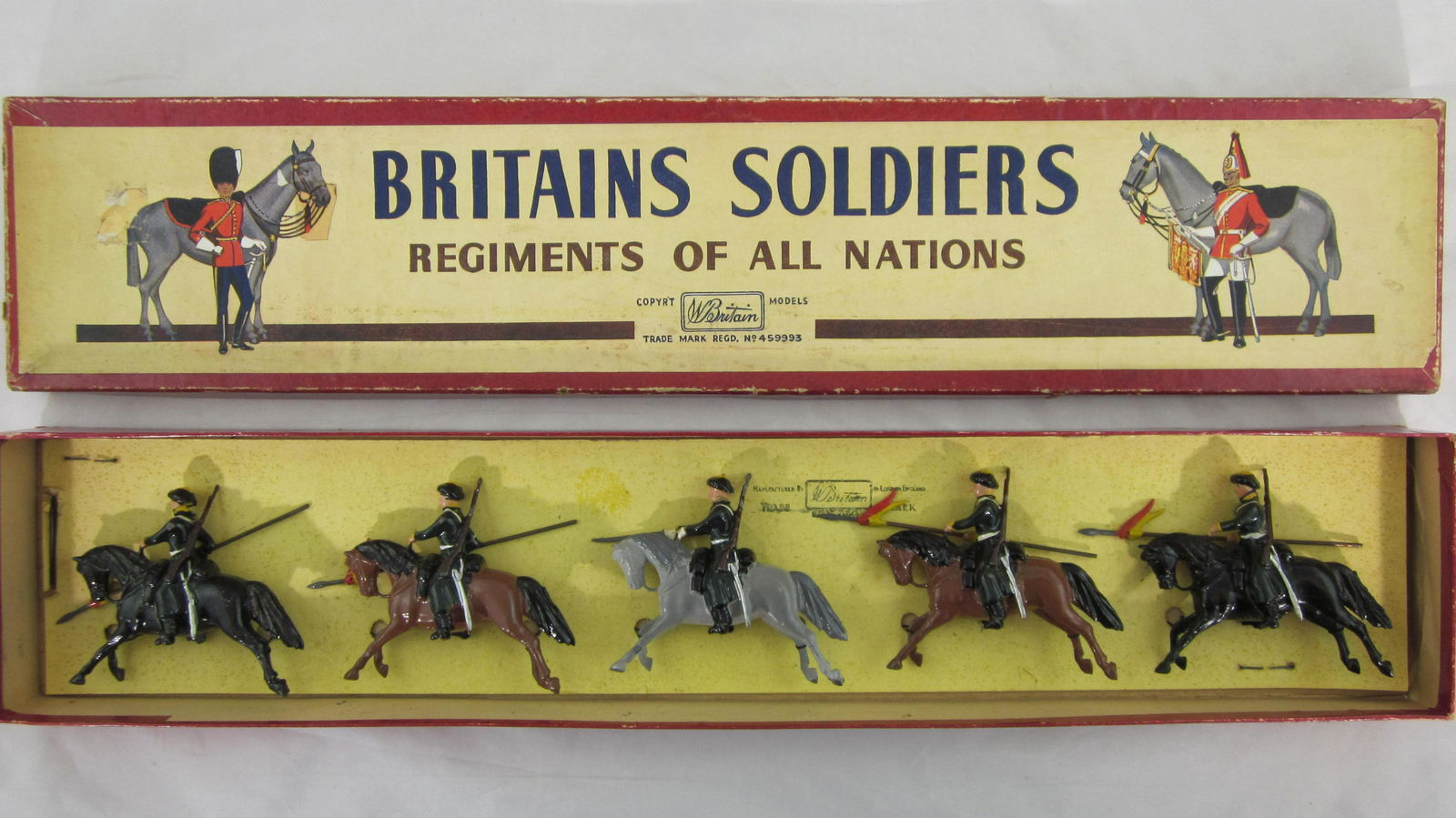 Britains Set #136 Imperial Russian Cossacks. (1 of 1)