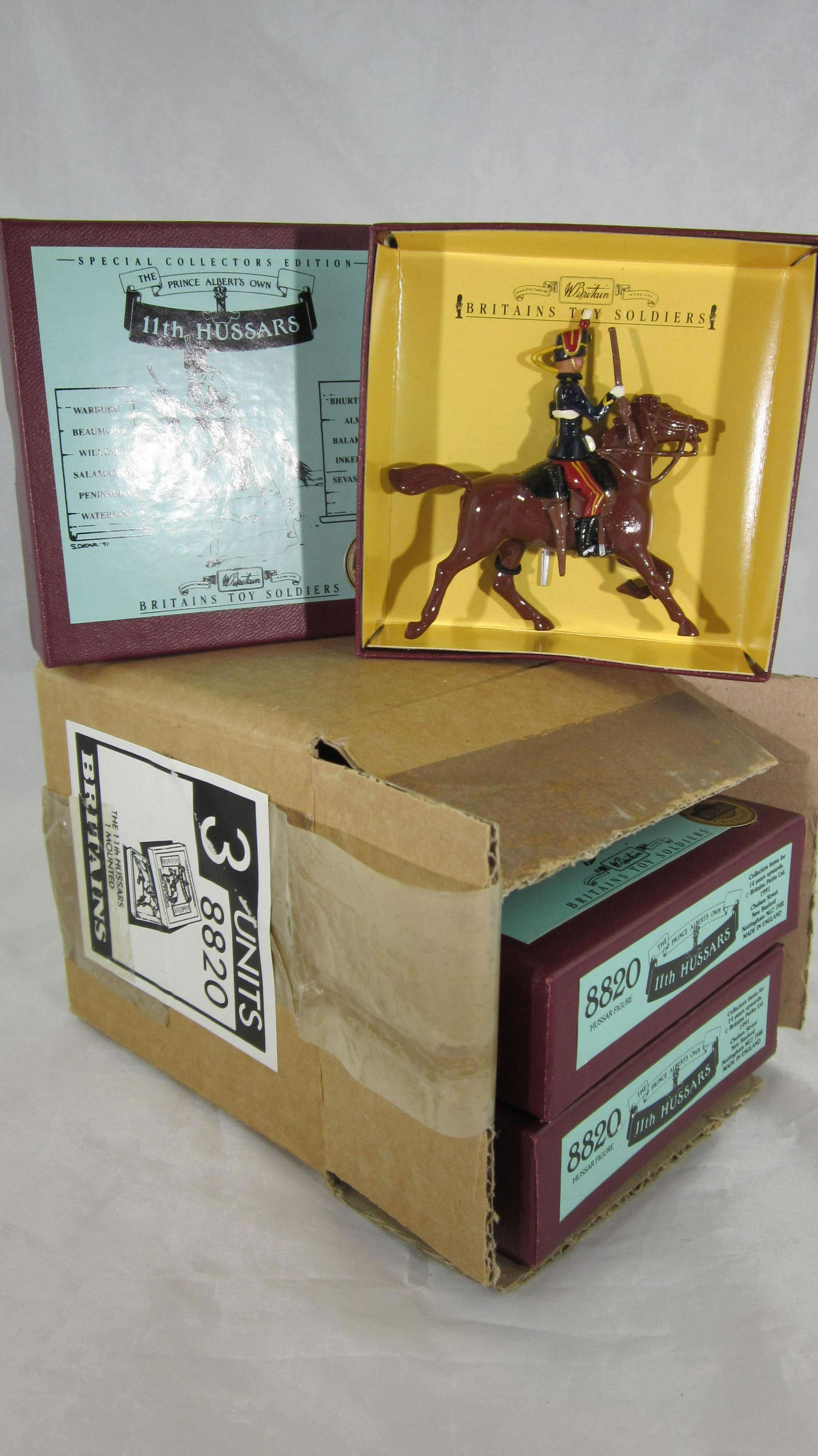 Britains Bulk Set #8820 11th Hussars. (1 of 1)