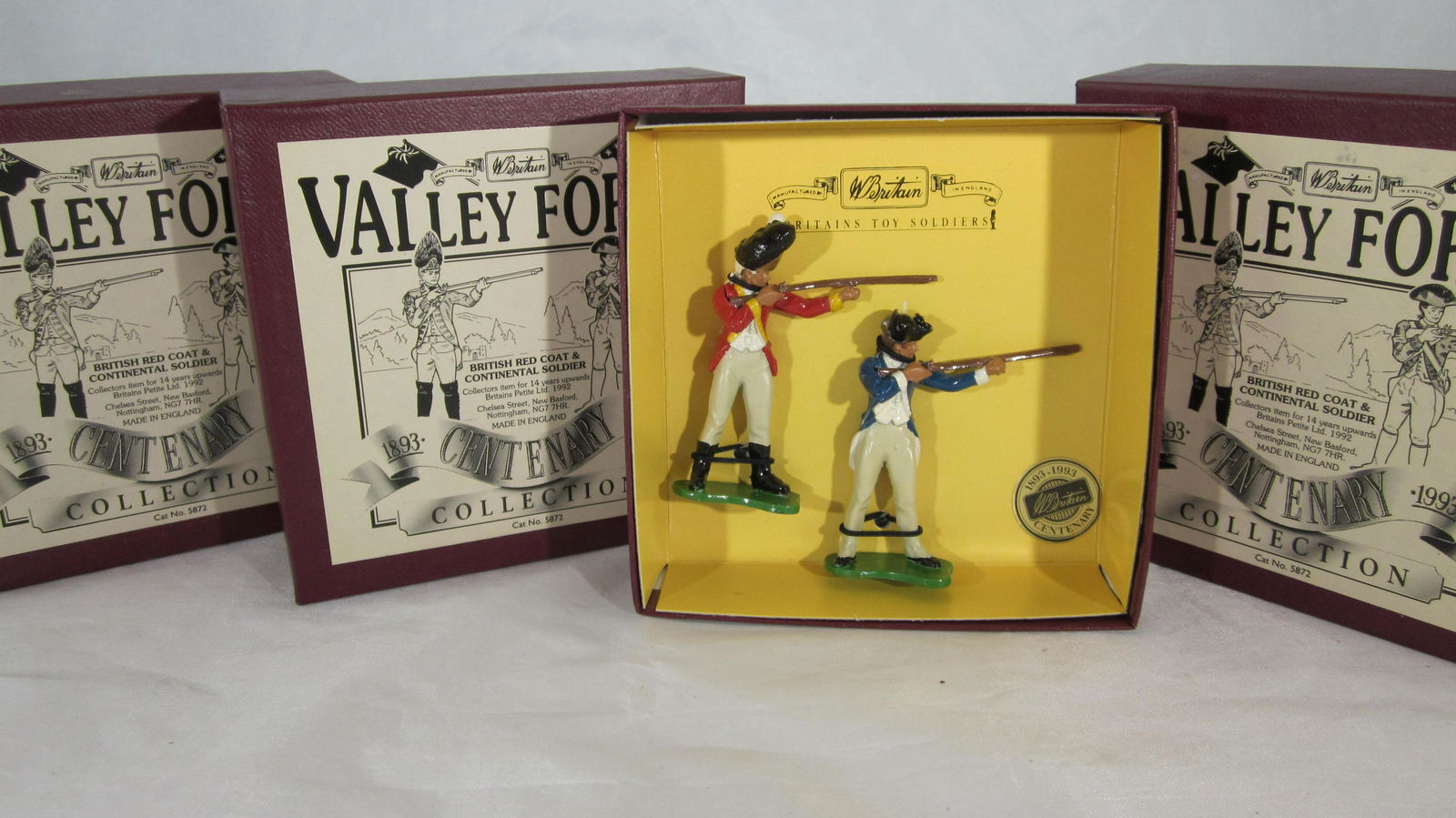Britains Set #5872 Valley Forge 2 Piece Set. (1 of 1)