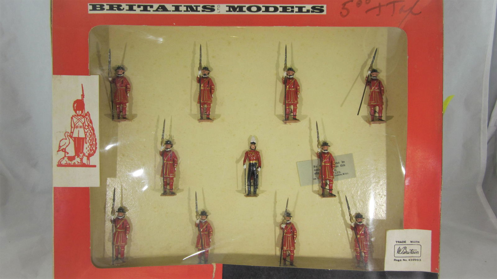 Britains Set #9300 Yeomen of The Guard. (1 of 1)