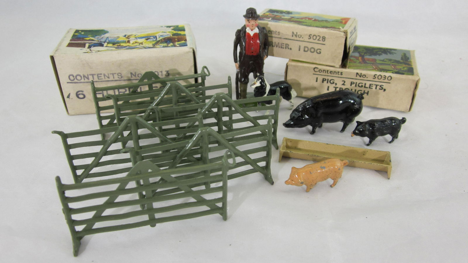 Britains Farm Picture Pack Sets Circa 1950. (1 of 1)