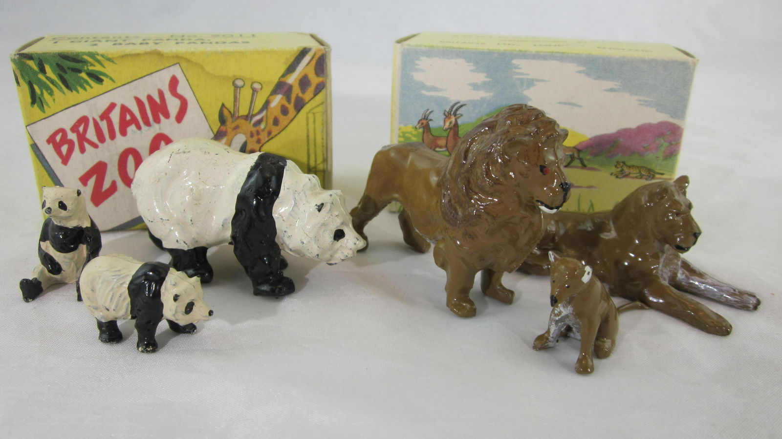 Britains Boxed Zoo Picture Pack Sets. (1 of 1)