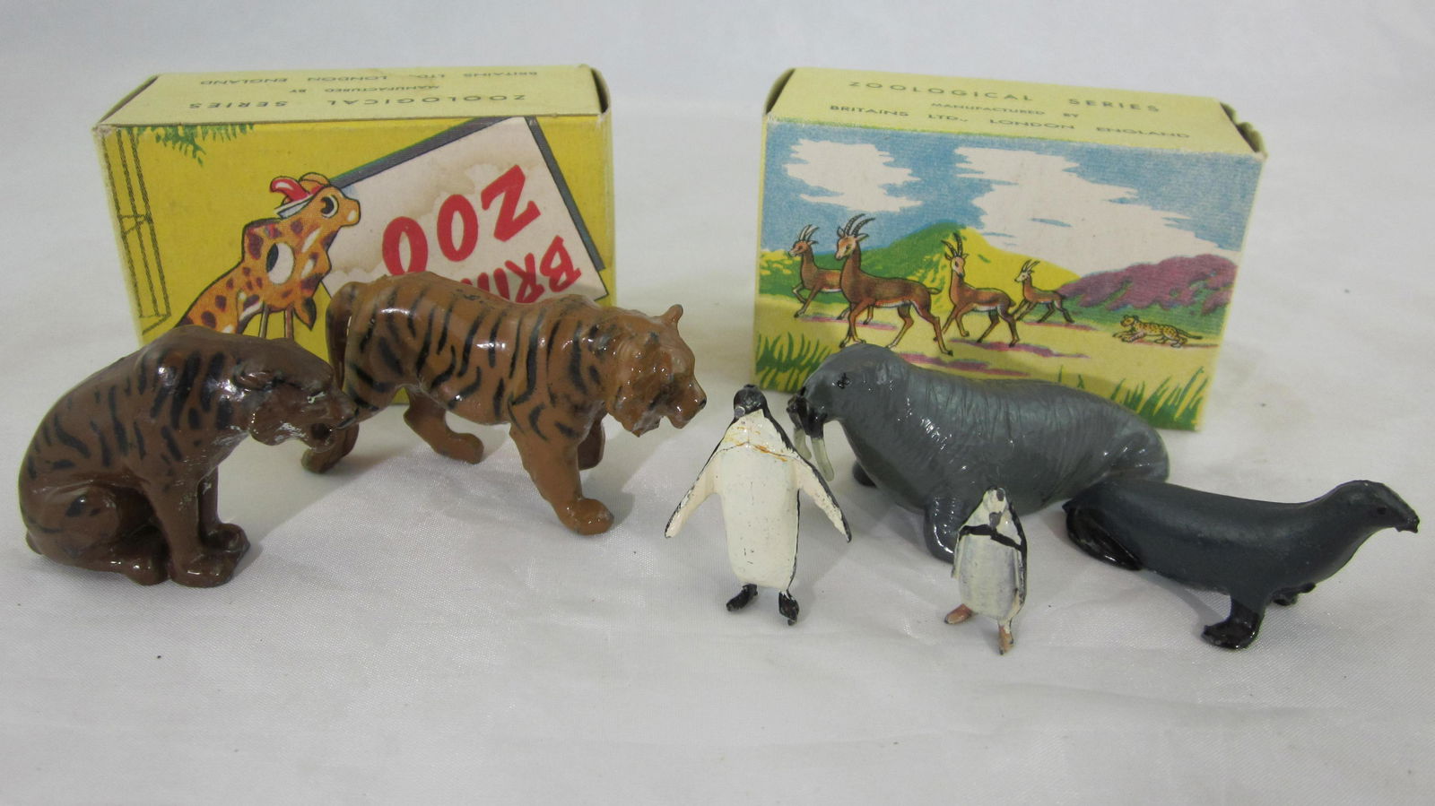 Britains Boxed Zoo Picture Pack Sets. (1 of 1)