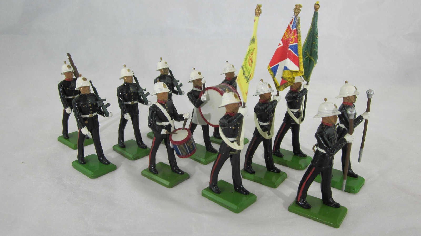 Britains New Metal Models Royal Marines. (1 of 1)