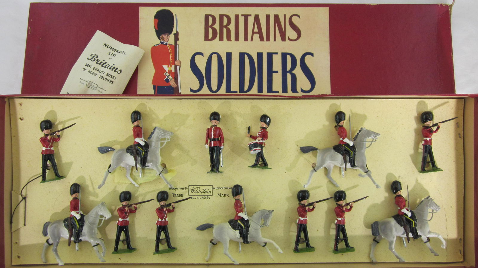 Britains Set #41 Scots Greys And Guards Display. (1 of 1)