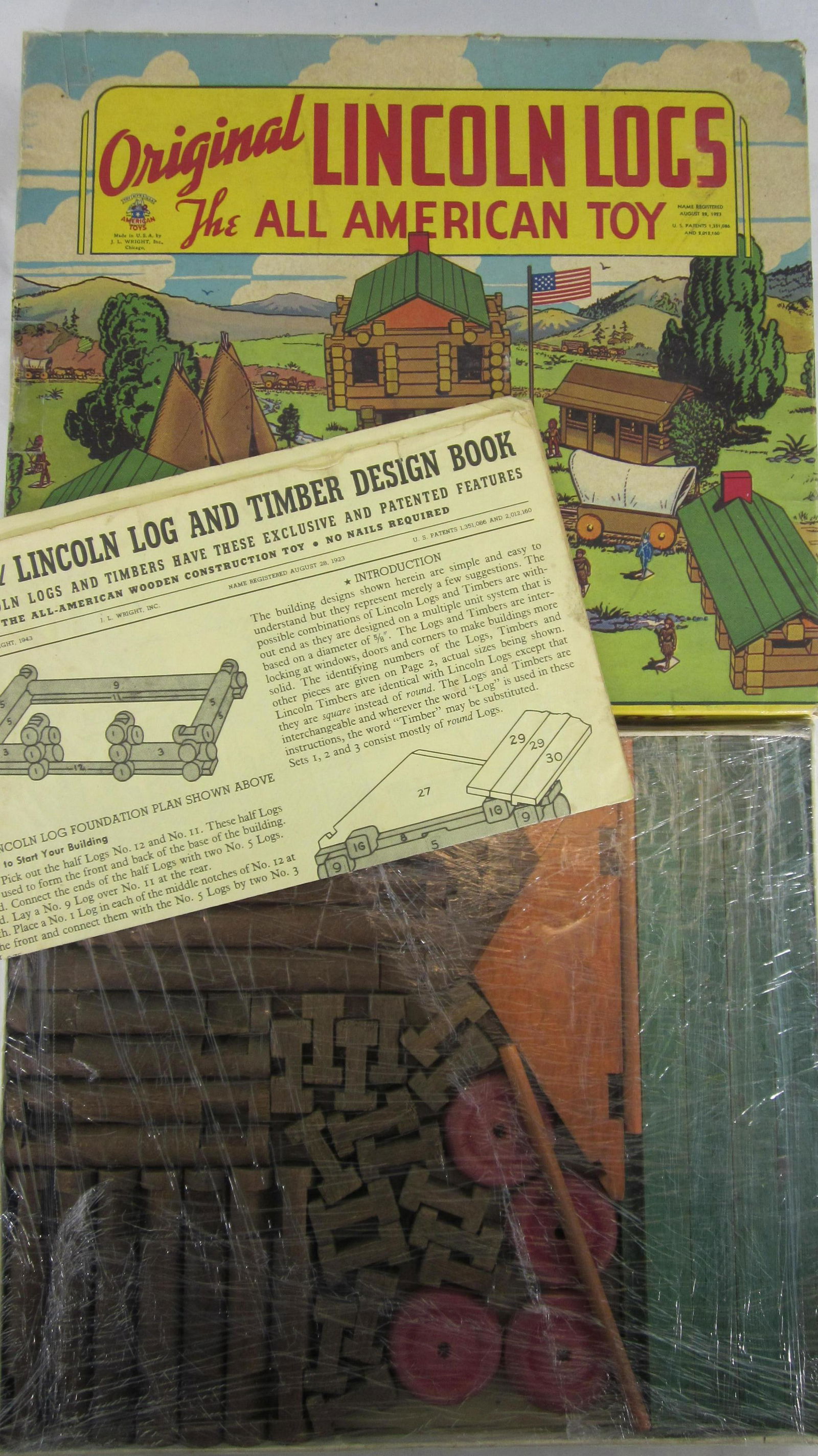 Lincoln Logs, 1943 Wartime Issue In Box. (1 of 1)