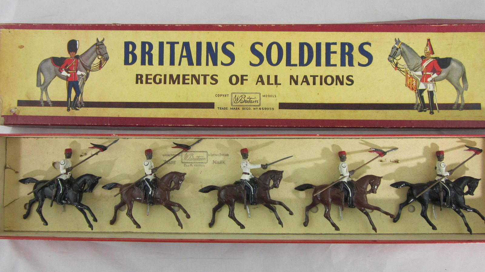 Britains Set #115 Egyptian Cavalry With Lances. (1 of 1)