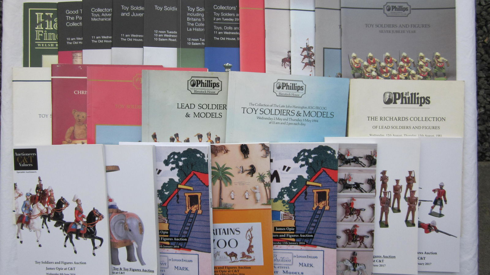 Toy Soldiers Auction Catalog Assortment. (1 of 1)