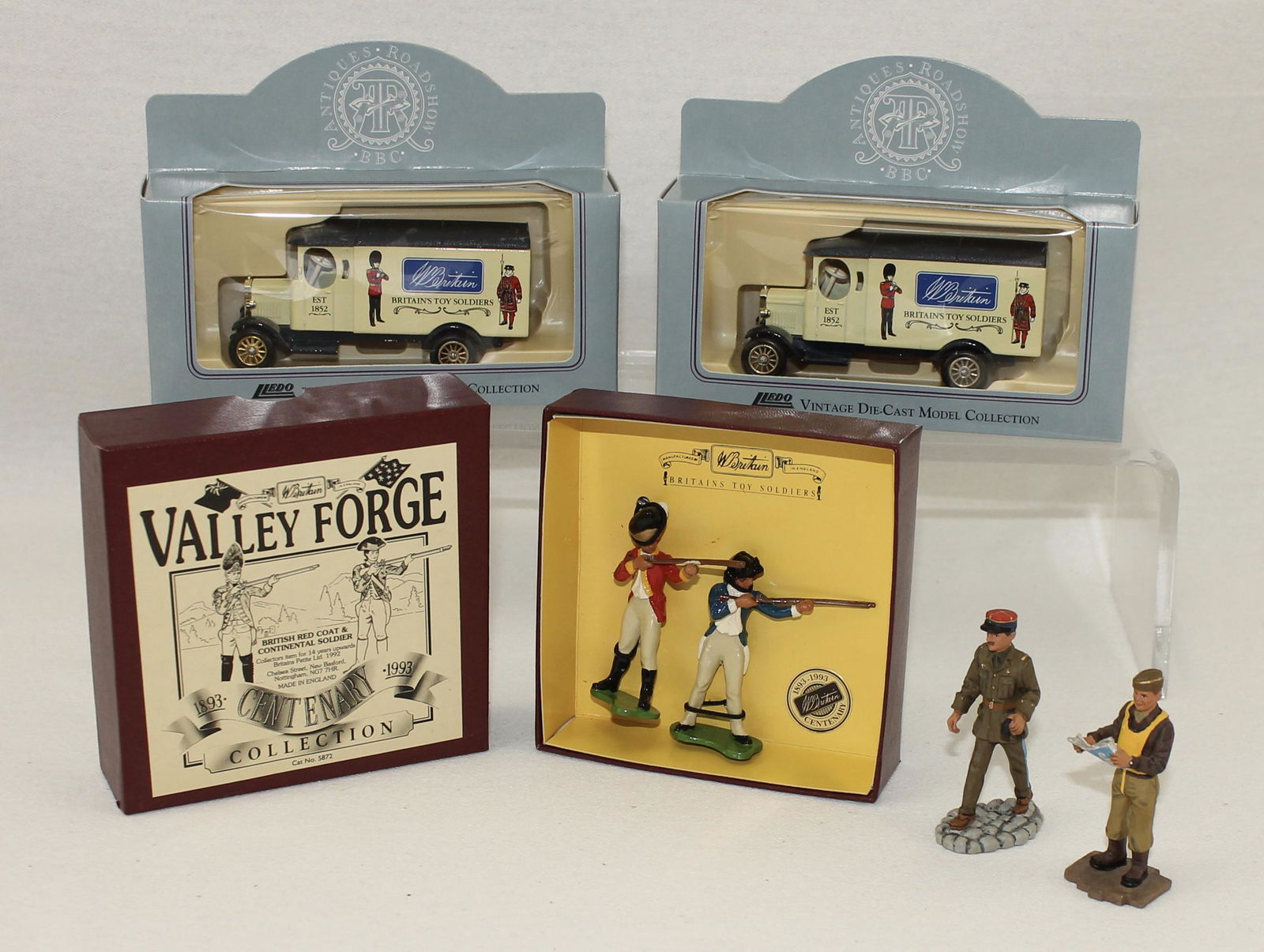 Britains Lot Valley Forge and Delivery Trucks (1 of 1)