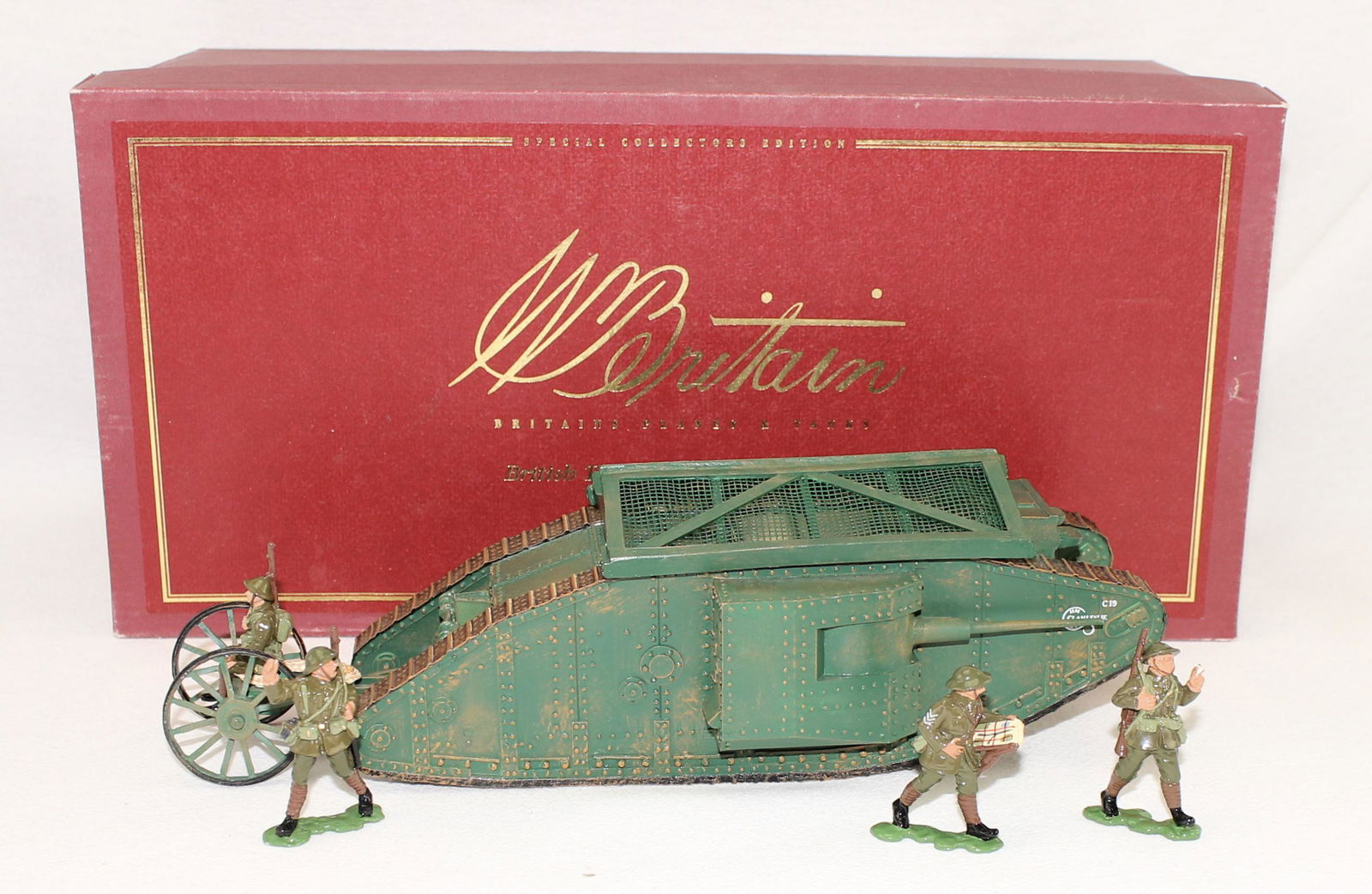 Britains #8946 British Mark I Tank Mother Male (1 of 2)