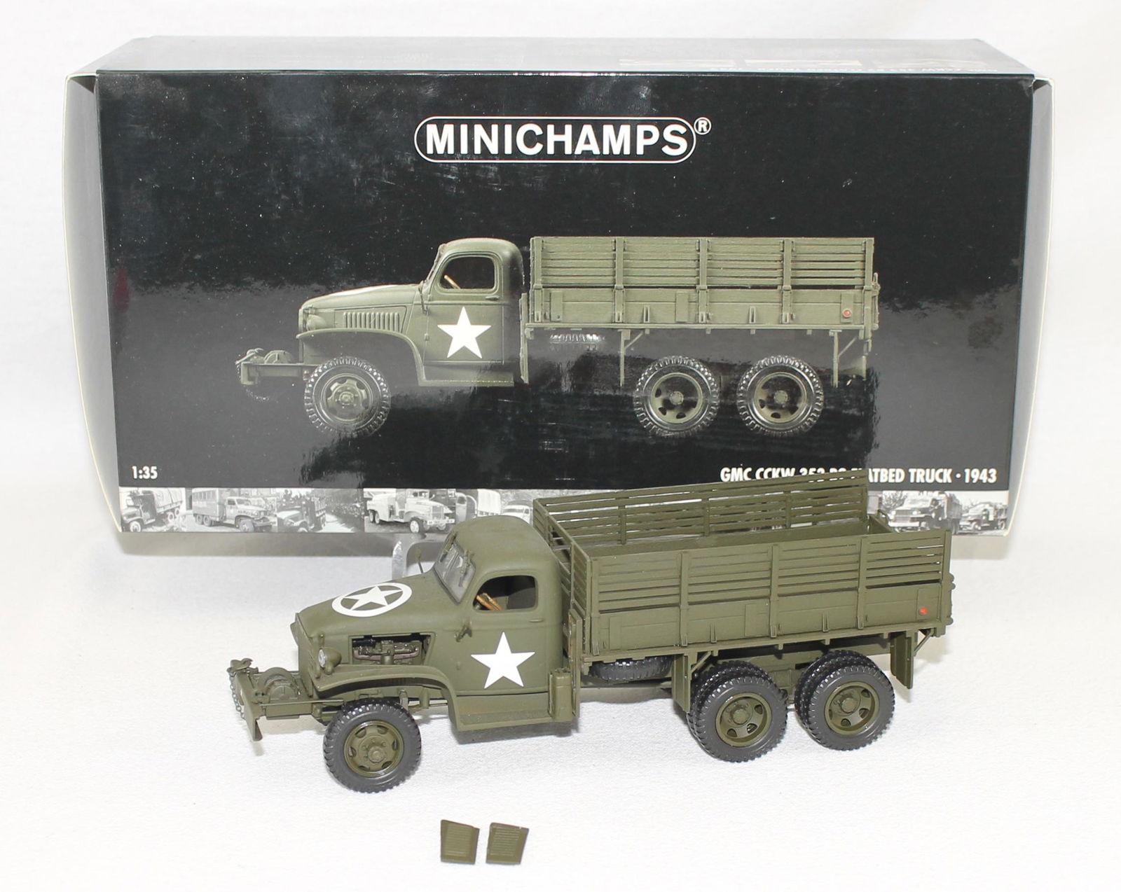 Minichamps GMC Flatbed Truck, 1943 (1 of 1)