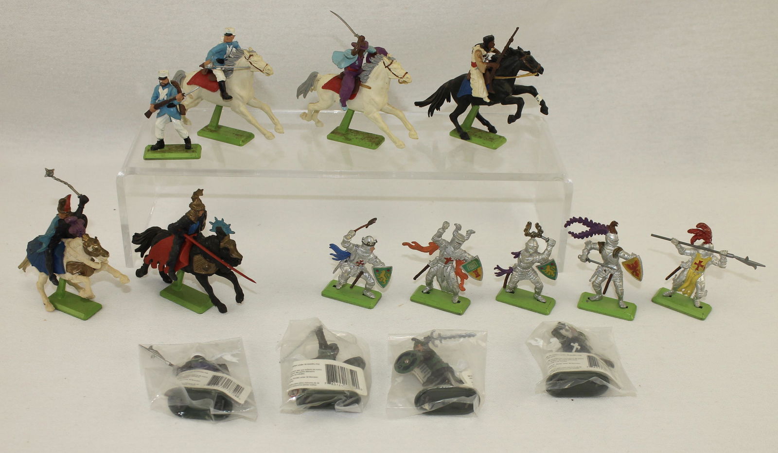 Britains Lot French Foreign Legion Arabs Huns (1 of 1)