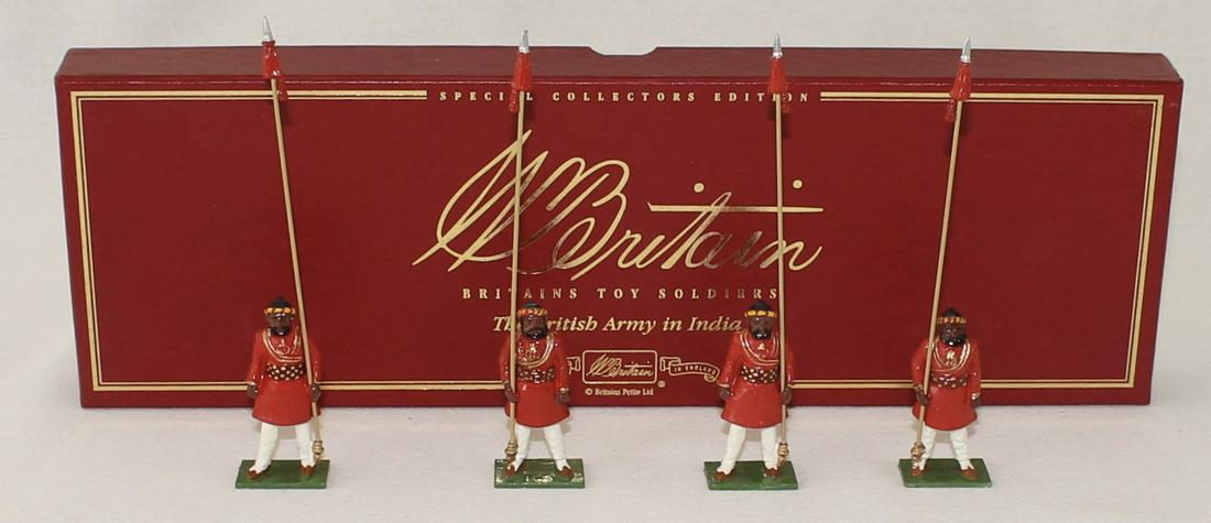 Britains #8957 State Elephant Ceremonial Guards (1 of 2)