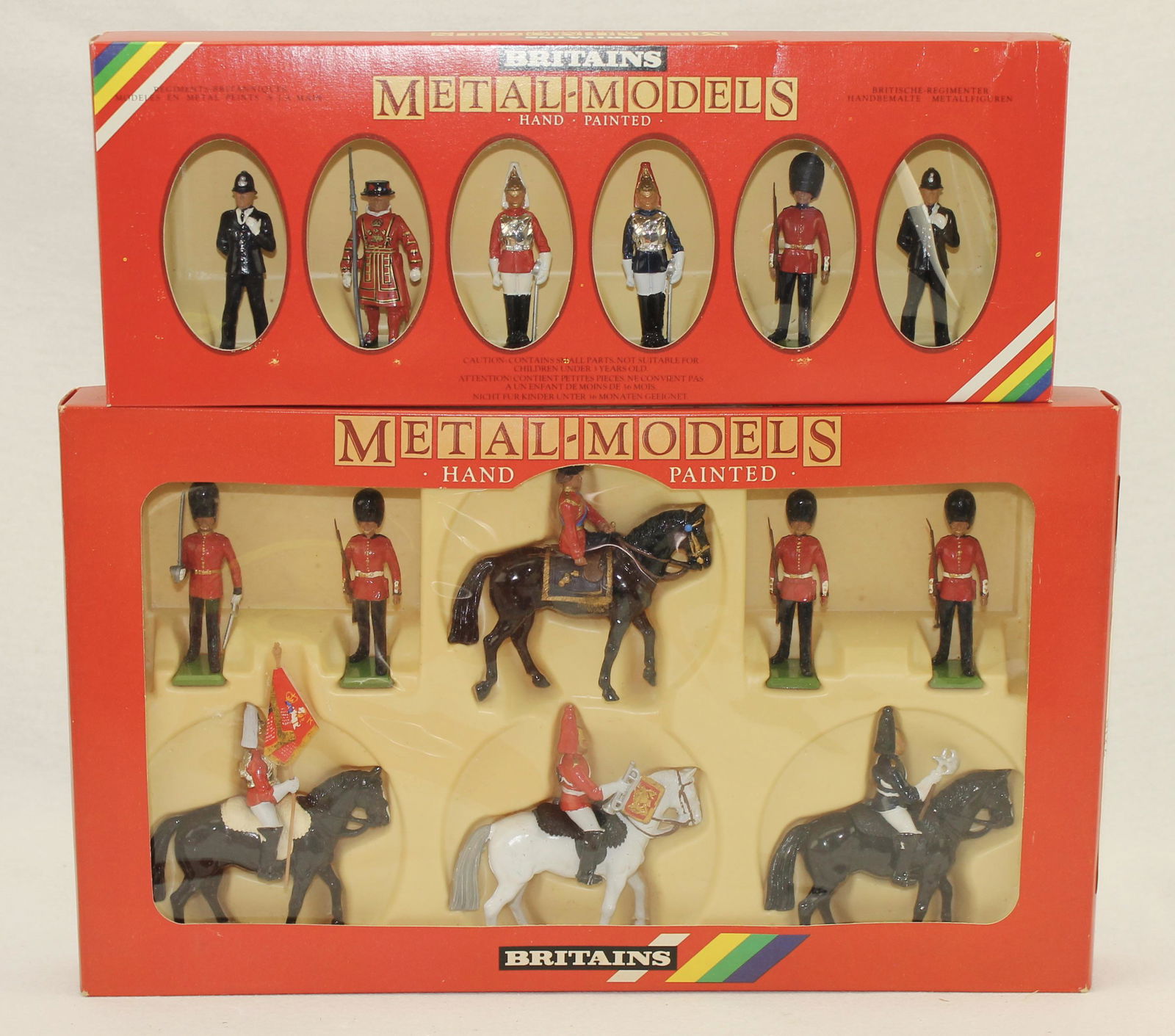 Britains Lot Queen Elizabeth II and Foot Guards (1 of 1)