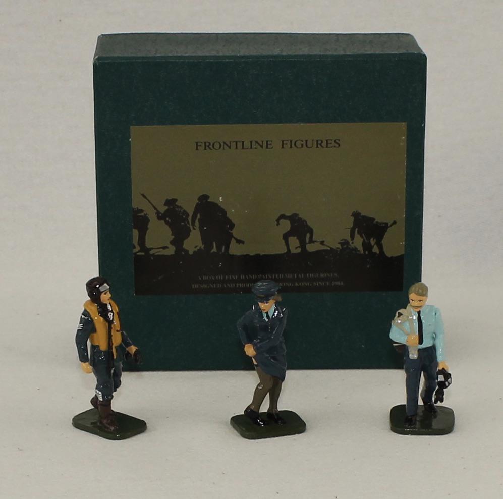 Frontline #AW05 RAF Pilots with WAAF (1 of 1)