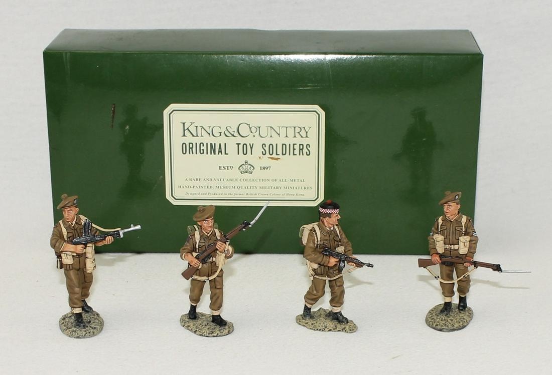 King & Country #EA001 Scottish Patrol Walking: 4 Pieces. Condition Near Mint. Box Excellent.