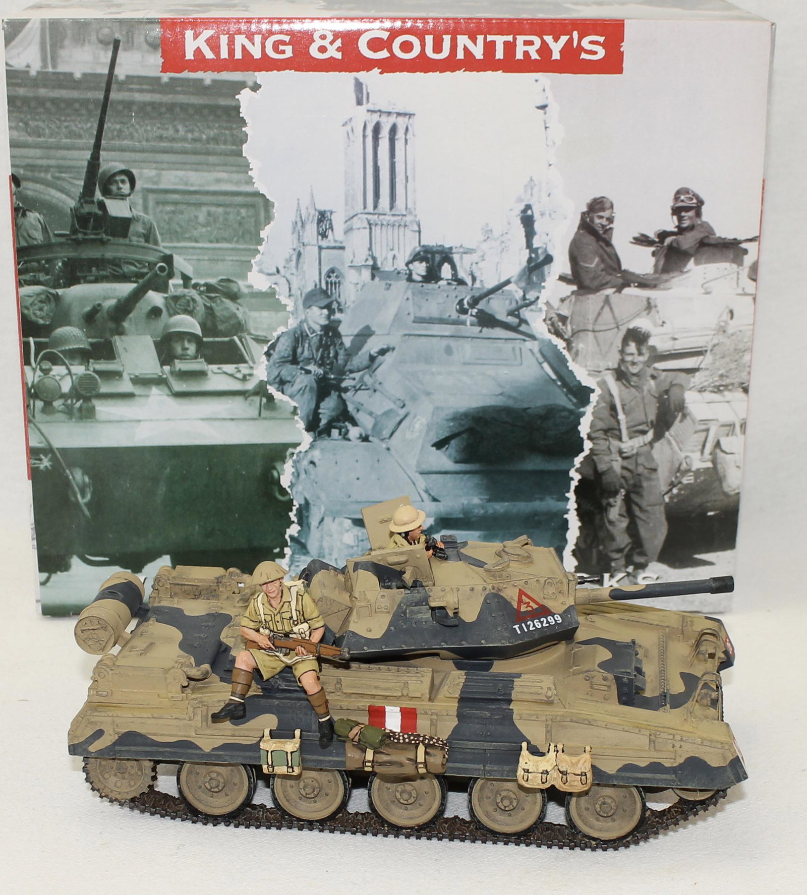 King & Country #EA029 Desert Crusader Tank: With Crew. 4 Pieces. Condition Near Mint. Box Excellent.