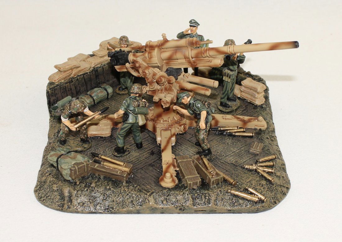 King & Country Lot German 88mm Flak Gun and Crew: Lot includes #WS020 German 88mm Flak Gun Emplacement on Diorama Base with Gun Crew and #WS021 German Officer and Range Finder. Long Retired - Rare and Desirable 4 Box Set. 8 Pieces. Condition Near Min