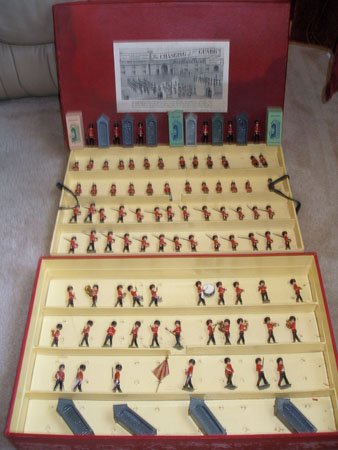Britains Set # 1555 Changing the Guard at Buckingham Pa: Britains Set # 1555 Changing the Guard at Buckingham Palace Display Set in Original Box. (One Union Flag Missing) Untied, with additional Sets of # 329 Scots Guards in Sentry boxes. Post War