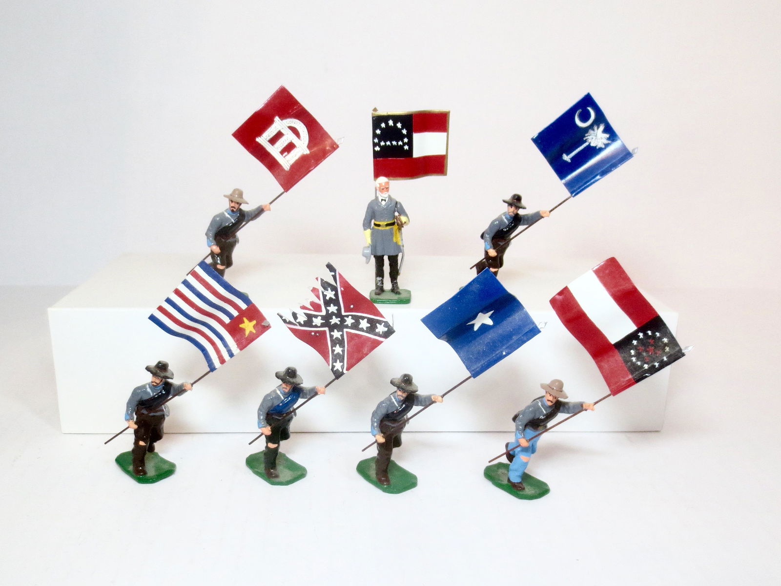 Howard Marquardt Confederate Flag Bearers (1 of 1)