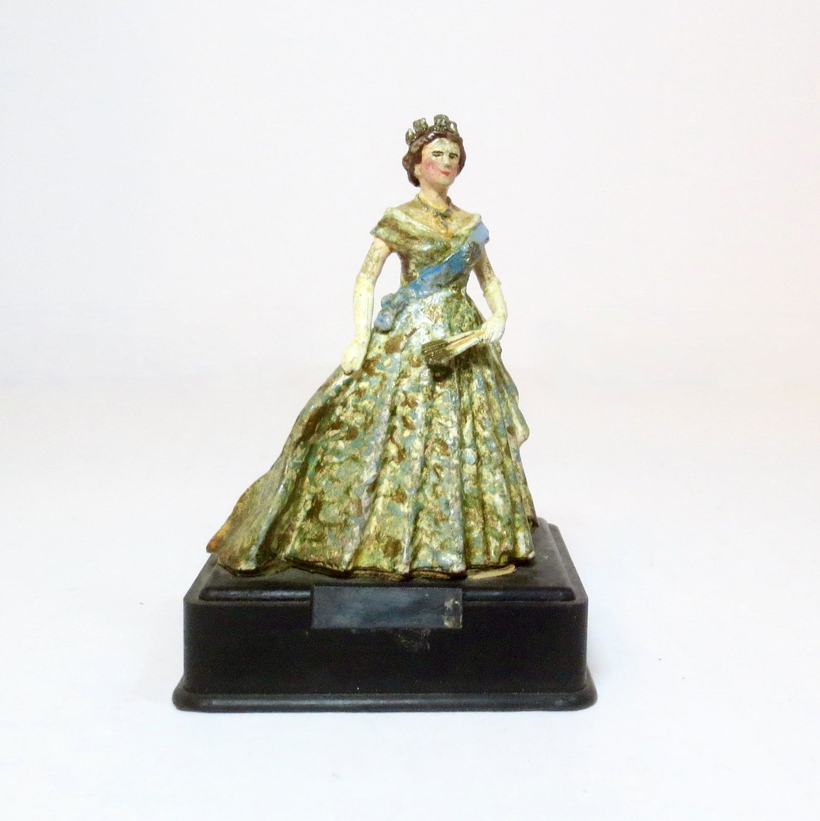 Graham Farish "Queen Elizabeth in Evening Gown" (1 of 1)