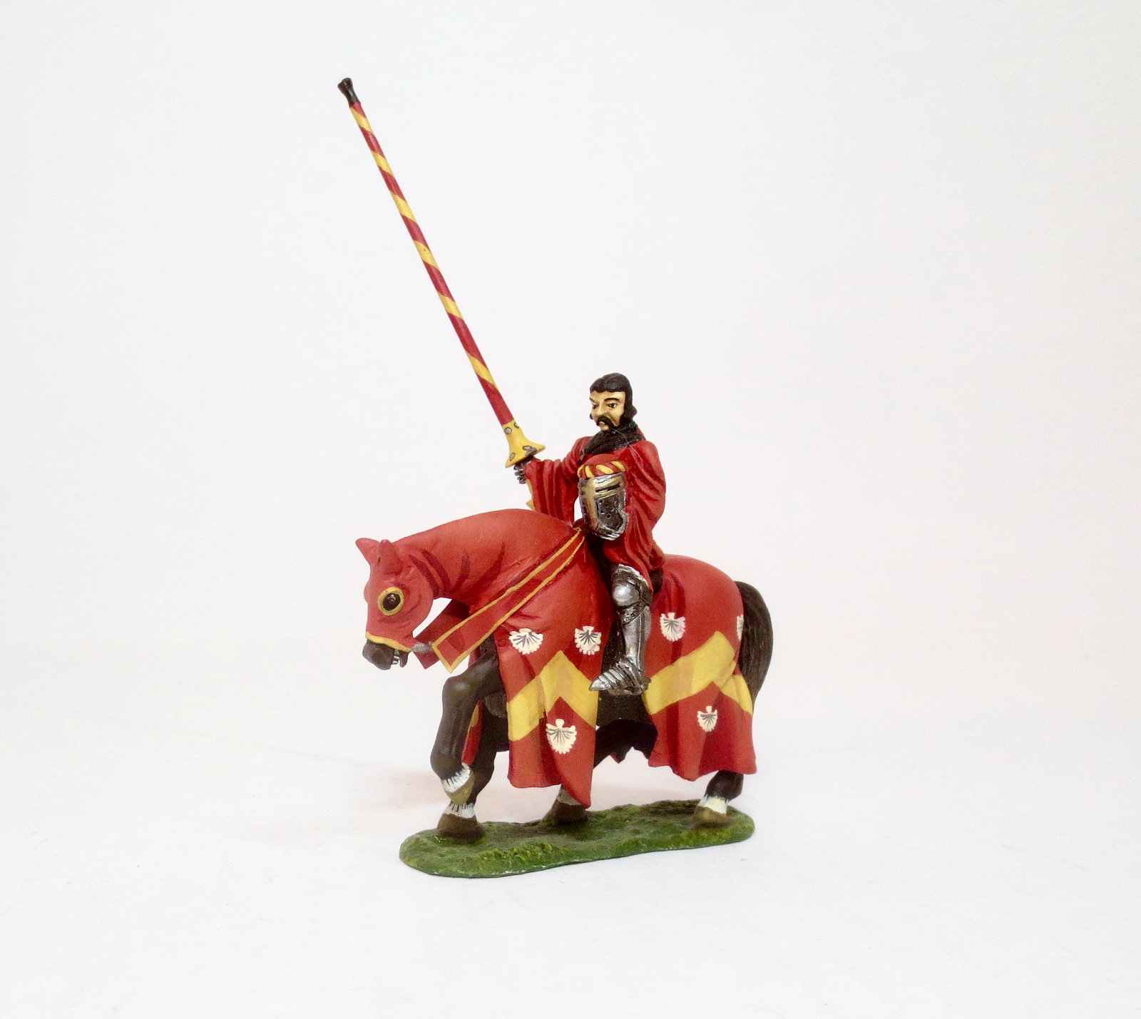 Jean de Commines Mounted With Lance: 1 piece. 54mm. Signed C. Freeman on the base bottom. No box.