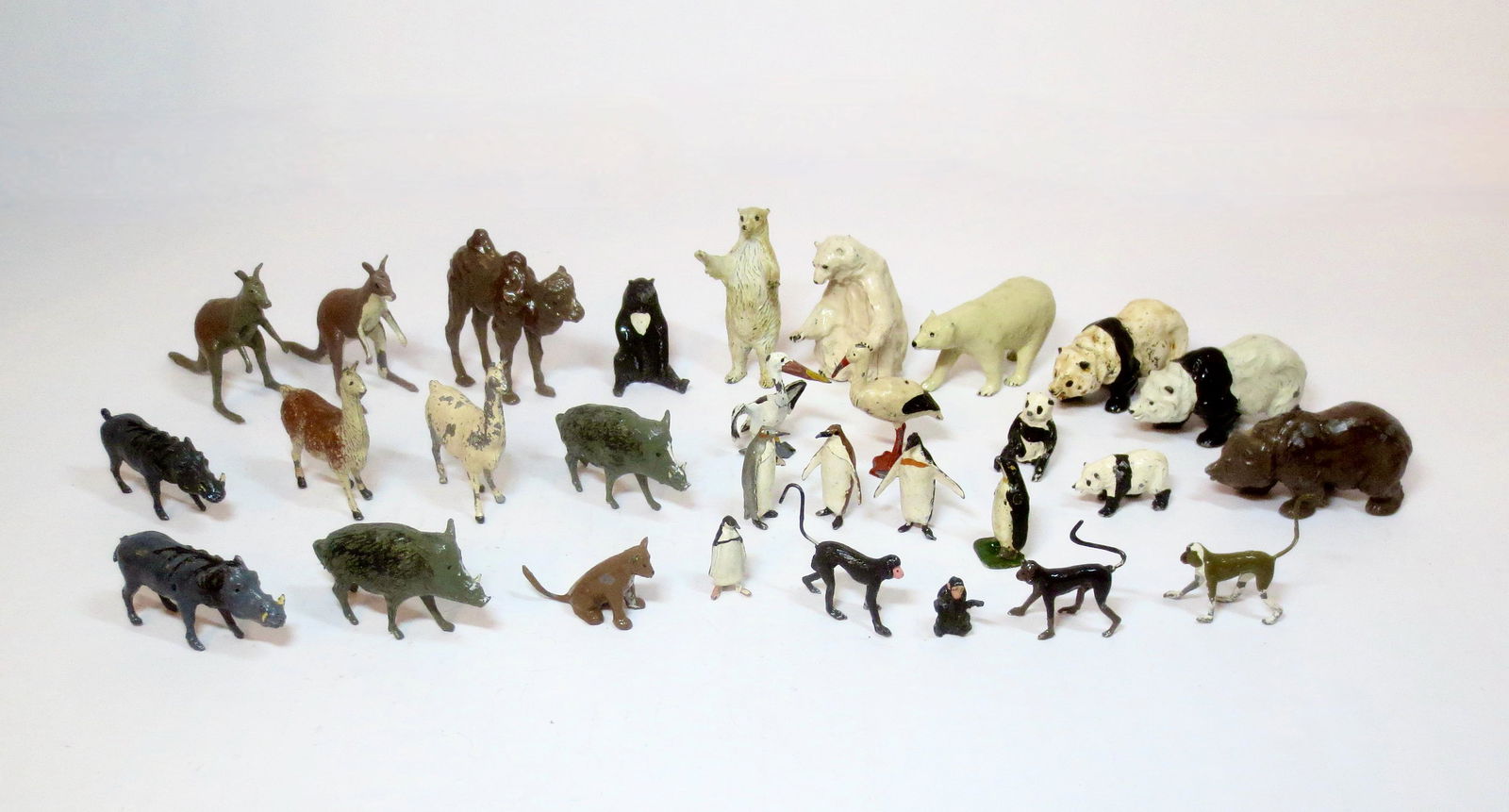 British Hollowcast Zoo Assortment (1 of 1)