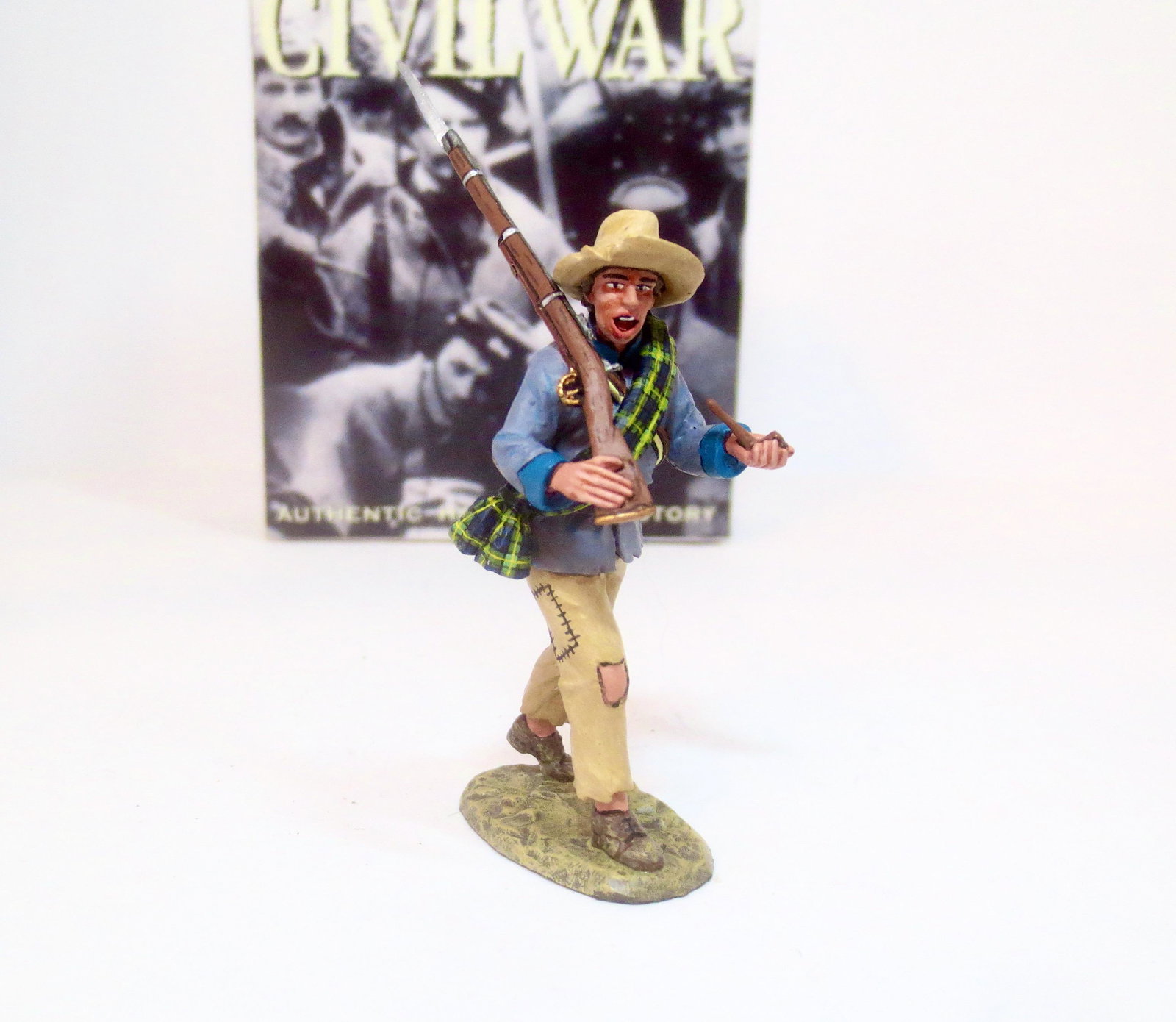 King & Country #CW017 Confederate Infantry: 1 piece. Mint condition. Box excellent.