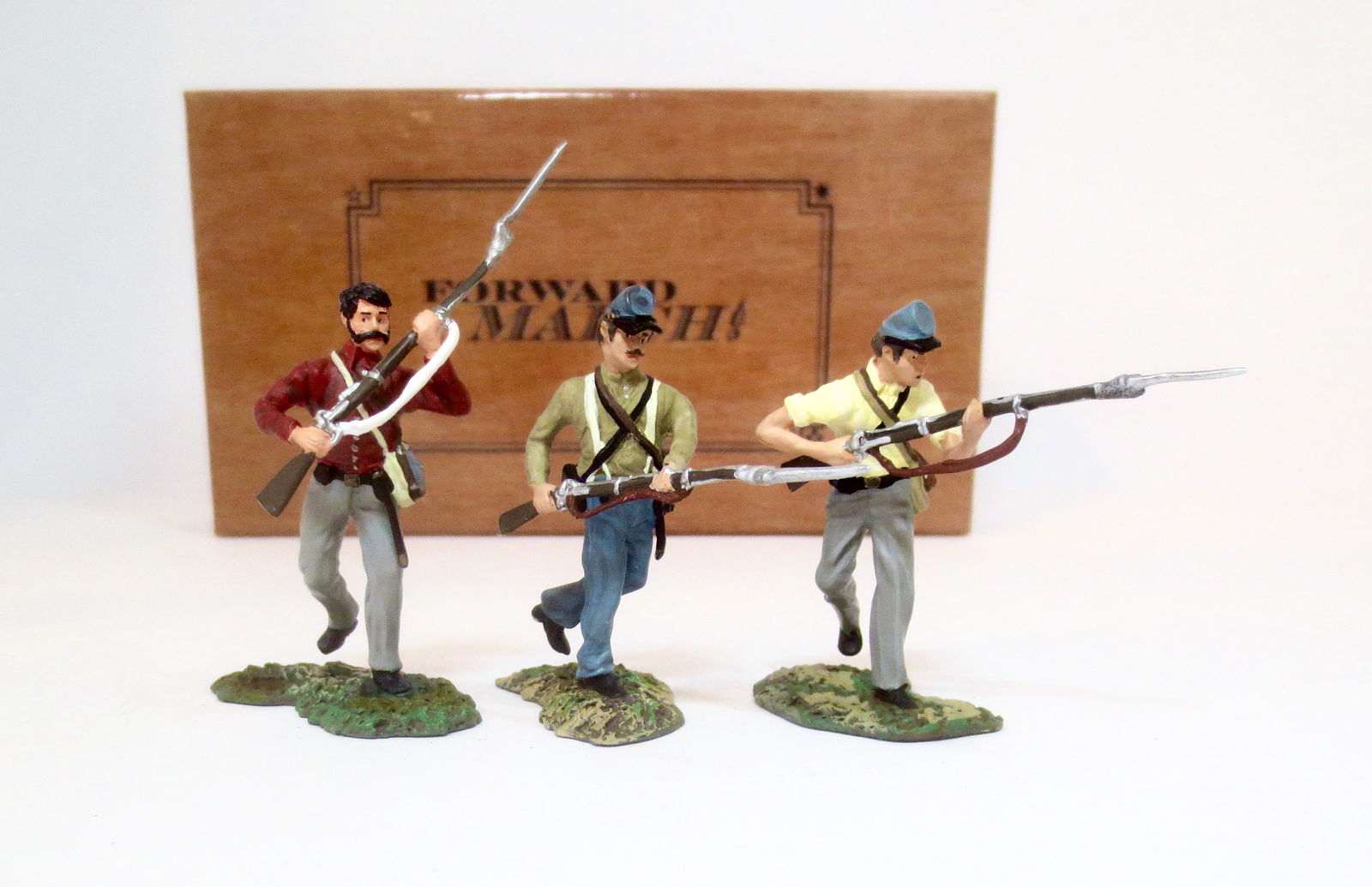 Forward March #FM1003 Confederate Infantry (1 of 1)