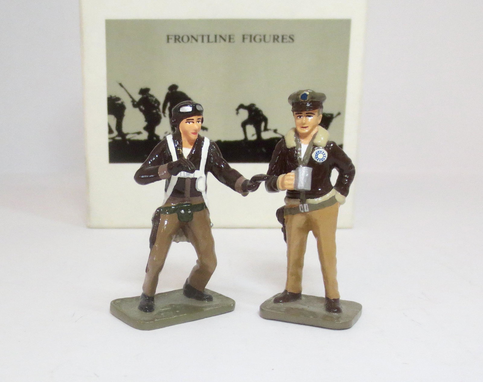 Frontline #AW2 "Flying Tigers": 2 pieces. Mint condition. Box excellent.